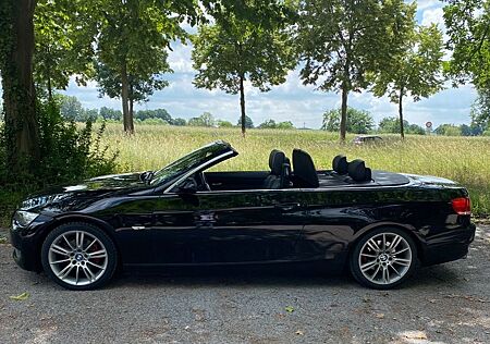 BMW 320i Cabrio -