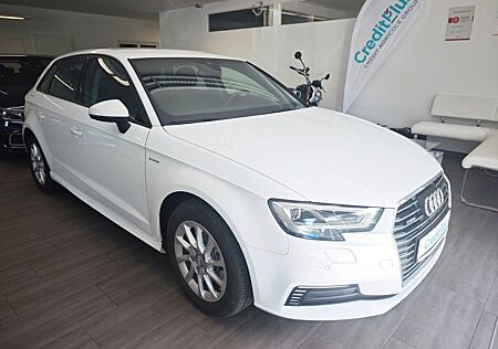 Audi A3 Sportback e-tron*Navi*PDC*Lane