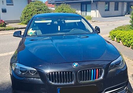 BMW 525d xDrive Touring A -
