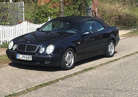 Mercedes-Benz CLK 230 KOMPRESSOR SPORT Cabrio