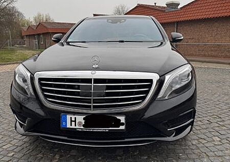 Mercedes-Benz S 350 d Lang Nahezu Vollausstattung AMG-Details