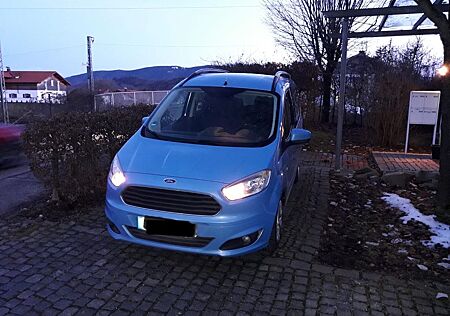 Ford Tourneo Courier 1.0 EcoBoost 74kW Titanium T...