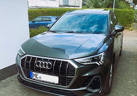 Audi Q3 40 TFSI quattro S tronic S line S line