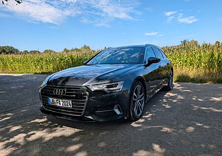 Audi A6 40 TDI quattro S tronic S line Avant