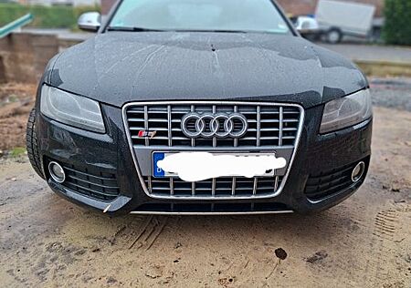 Audi S5 4.2 FSI quattro -