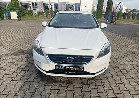 Volvo V40 Summum*Automatik*Navi*Leder*RFK*Scheckheft!