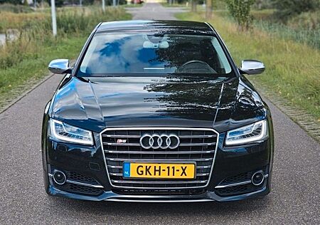 Audi S8 4.0 TFSI tiptronic quattro -