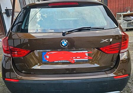 BMW X1 xDrive25i -