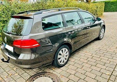 VW Passat Variant Volkswagen 1.4 TSI Trendline Variant Tre...