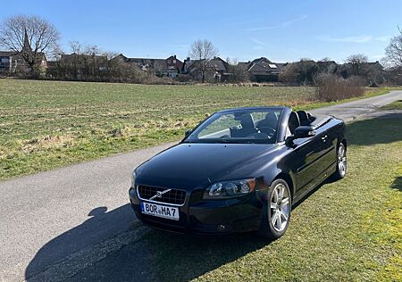 Volvo C70 2.0D Summum