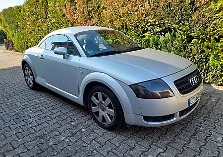 Audi TT Coupe 1.8T -