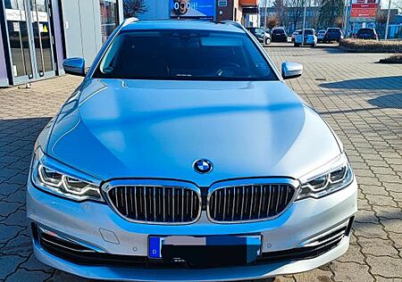 BMW 530d xDrive Touring A -