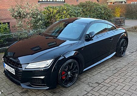 Audi TT Coupe 2.0 TFSI S tronic quattro -