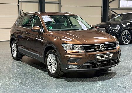 VW Tiguan Volkswagen 1,4 TSI *Comfortl.*1.HD*AHK*PDC*KLIMAAUTO