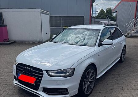 Audi A4 2.0 TDI Avant S line