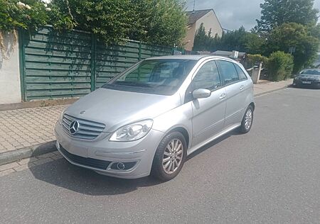 Mercedes-Benz B 170 Mercedes ( zweite Hand)