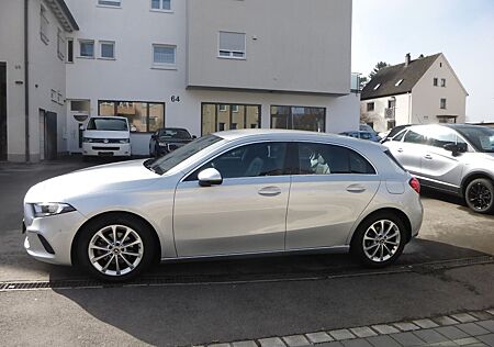 Mercedes-Benz A 180 A -Klasse Progressiv MBUXHigh-End Paket