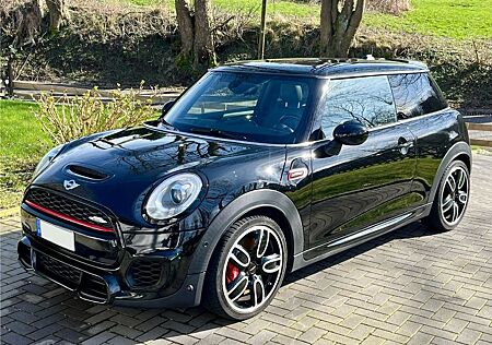 Mini John Cooper Works / H&K / Navi / Bremsen neu!