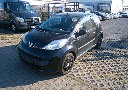 Peugeot 107 Petit Filou 70