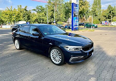 BMW 530d xDrive 8fach*360*H/K*ACC*HeadUp*DisplayKey
