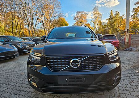 Volvo XC 40 XC40 R Design AWD LED,KAMRA,Pilot Assistent,,,,