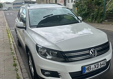 VW Tiguan Volkswagen 1.4 TSI TÜV 187.990 km gepflegt