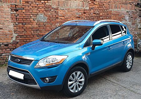 Ford Kuga 2,0 TDCi 4x4 120kW Titanium XENON AHK