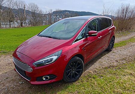 Ford S-Max Titanium 2.0 ecoboost