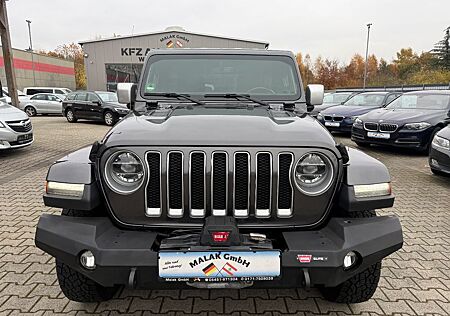 Jeep Wrangler Unlimited Sahara Overland