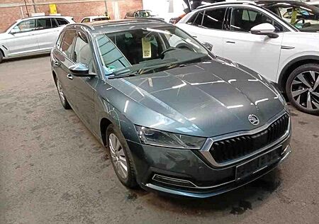 Skoda Octavia 2.0 First Edition Matrix Leder Navi PDC