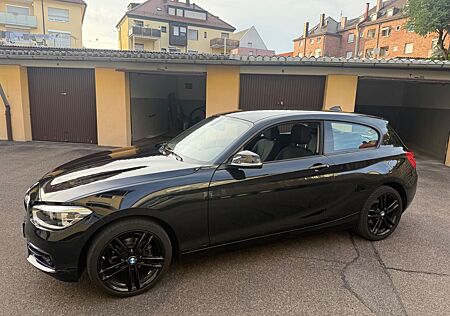 BMW 118i Sport Line Sport Line