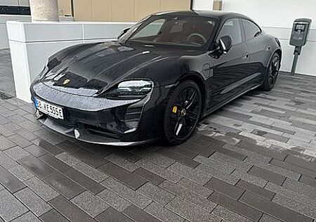 Porsche Taycan Turbo S