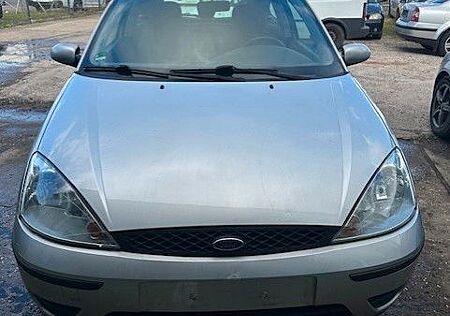 Ford Focus 1.4 Ambiente TÜV+AU NEU