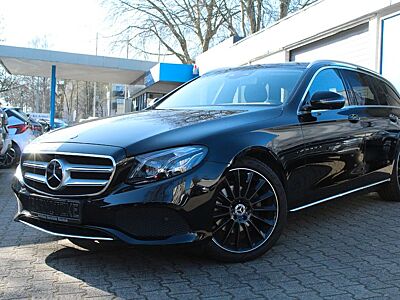 Mercedes-Benz E 220 d  T-Modell* LED* Multibeam* COMAND* 360°