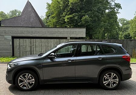 BMW X1 sDrive20d Sport Line *Panodach*Keyless-go*All
