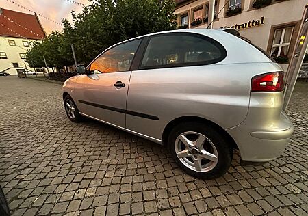 Seat Ibiza 1.4 16V 55 kW Sport Sport