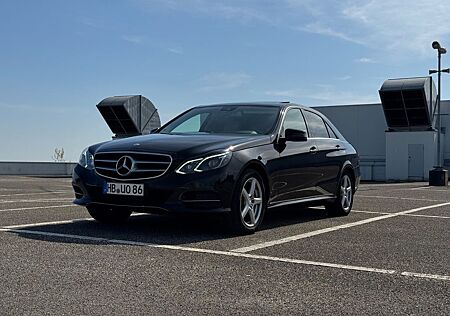 Mercedes-Benz E 220 CDI AVANTG. Autom. Sitzh. GSD. LED