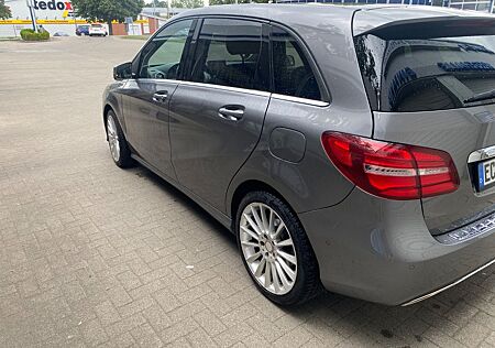 Mercedes-Benz B 200 Urban Urban