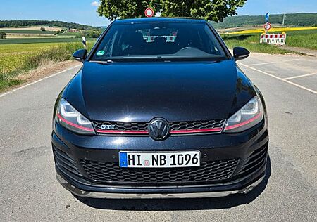 VW Golf Volkswagen 2.0 TSI DSG BMT GTI GTI