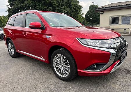 Mitsubishi Outlander PHEV Basis 4WD