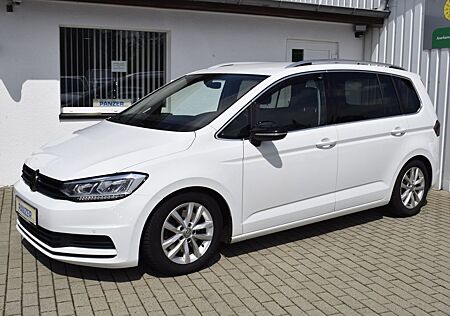 VW Touran Volkswagen 2.0 TDI Comfortline LED AHK Massage Appli