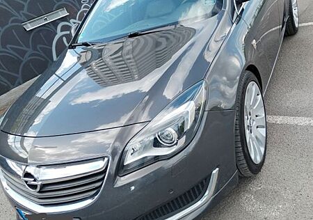 Opel Insignia OPC Line Sports Tourer 2.0 CDTI