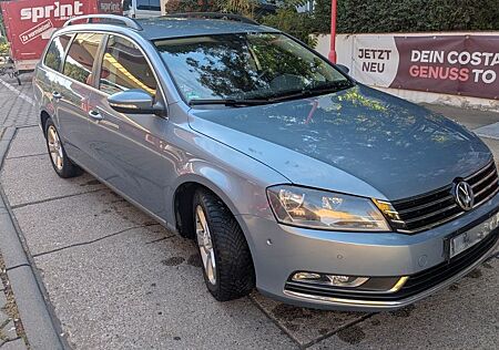VW Passat Variant Volkswagen 2.0 TDI DSG 125kW Comfortl BM...