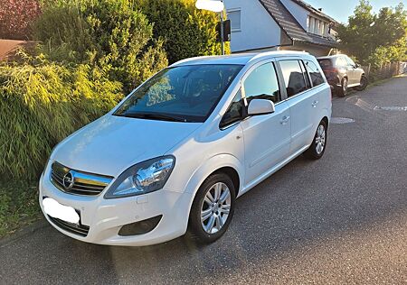 Opel Zafira 1.8 Family+ / 7Sitzer / Xenon