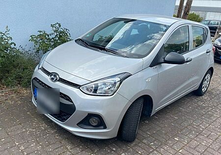 Hyundai i10 1.0 Classic - TÜV bis 08/2027 | ADAC-geprüft