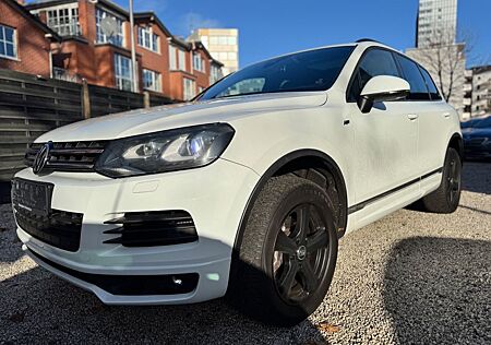 VW Touareg Volkswagen Touareg3.0 V6TDI R-LINE*MAX.VOLL*AUT/PANO/ALLRAD