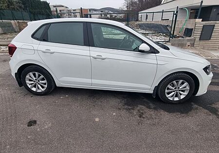 VW Polo Volkswagen 1.6 TDI SCR 70kW DSG Highline Highline
