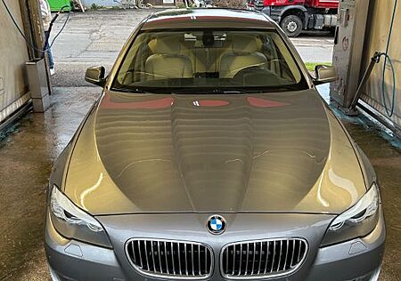 BMW 523i - Limousine