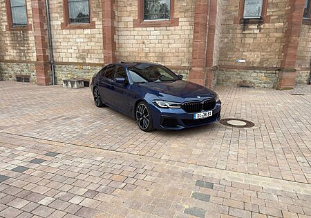 BMW M550i xDrive Automatik