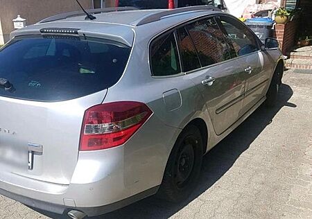 Renault Laguna Grandtour Initiale dCi 150 FAP Automa...